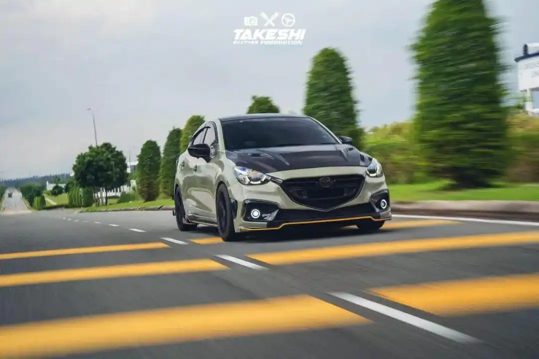 新款马自达2三厢版改装