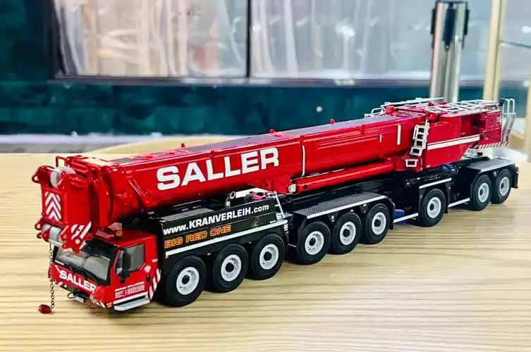 150wsi利勃海尔ltm1750起重机模型