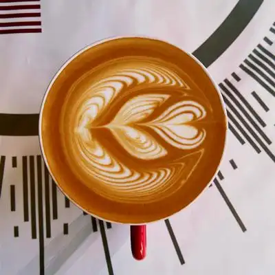 如何提升咖啡拉花液面干净度