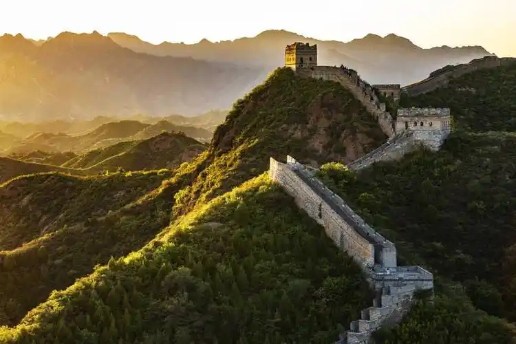 长城:东穷碧海群山立,西带黄河落日明_中国_图片_来源