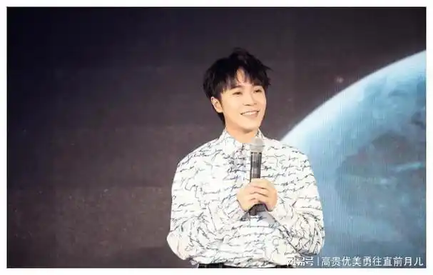 "苏打绿"吴青峰:小时候遭受家暴,长大后又被"恩师"背后捅刀|歌曲|张悬