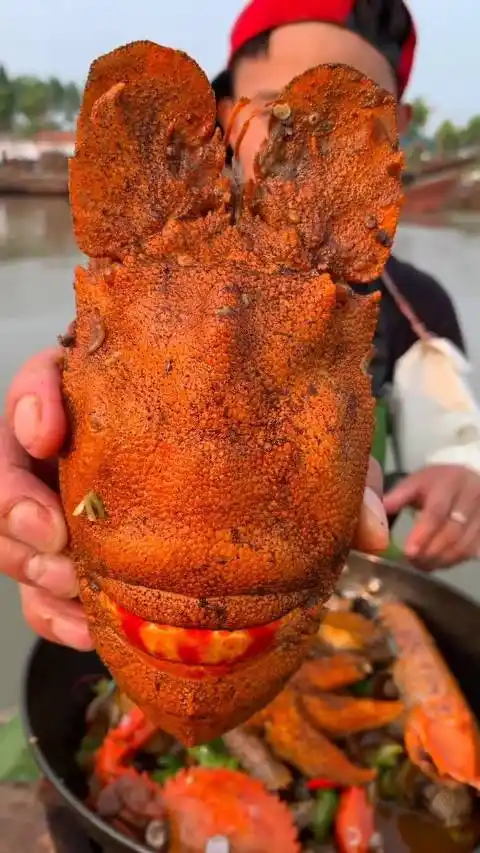 海鲜吃播 海犀牛