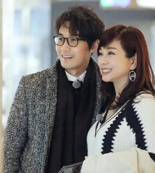 豁达暖心婆婆回应陈松伶张铎放弃生育支持孩子们的决定