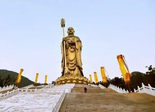 佛教四大名山:天下闻名,它们到底是怎么成为菩萨道场的