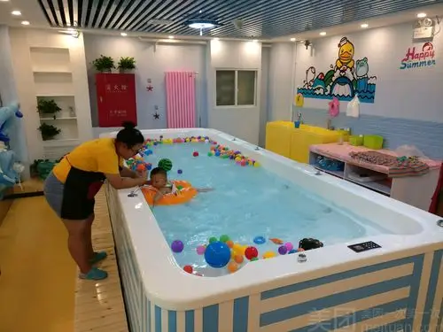 美团【小鸭先知婴幼儿游泳馆】小鸭先知游泳体验