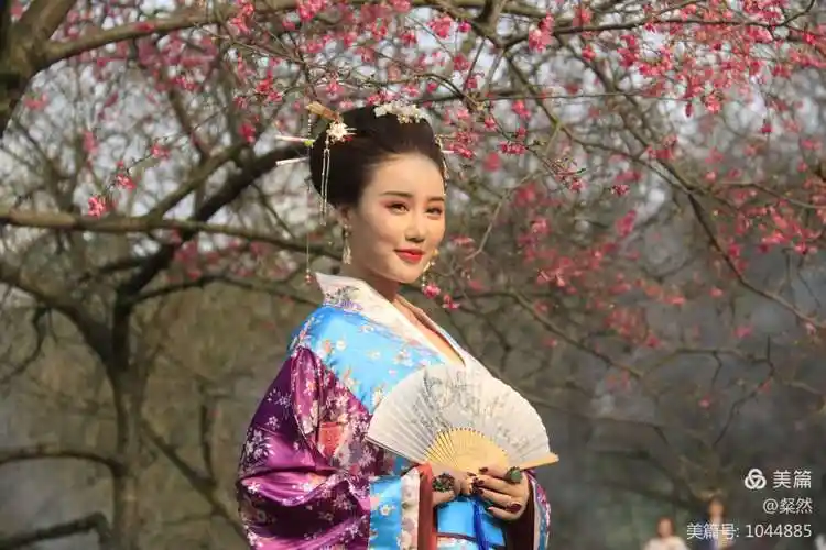 2019南宁石门森林公园樱花树下——和服美女