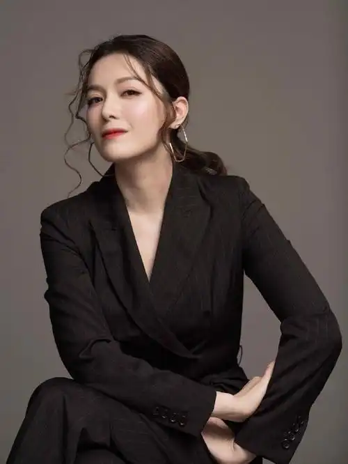 失望!37岁华姐冠军苟芸慧着急怀孕老公不配合,曾为备孕冻卵晕倒