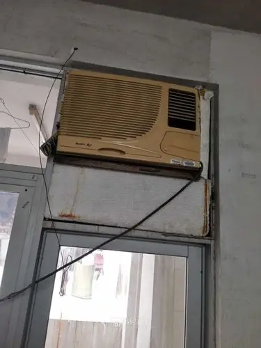 维修上个世纪90年代格力窗式空调