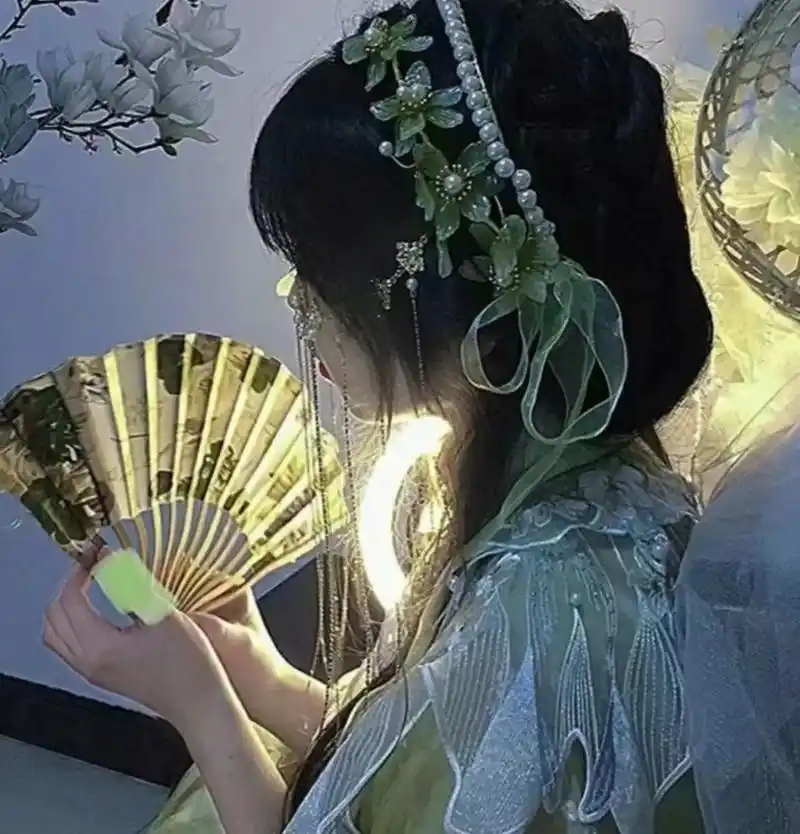 真人版闺蜜头像古风一左一右 - 抖音