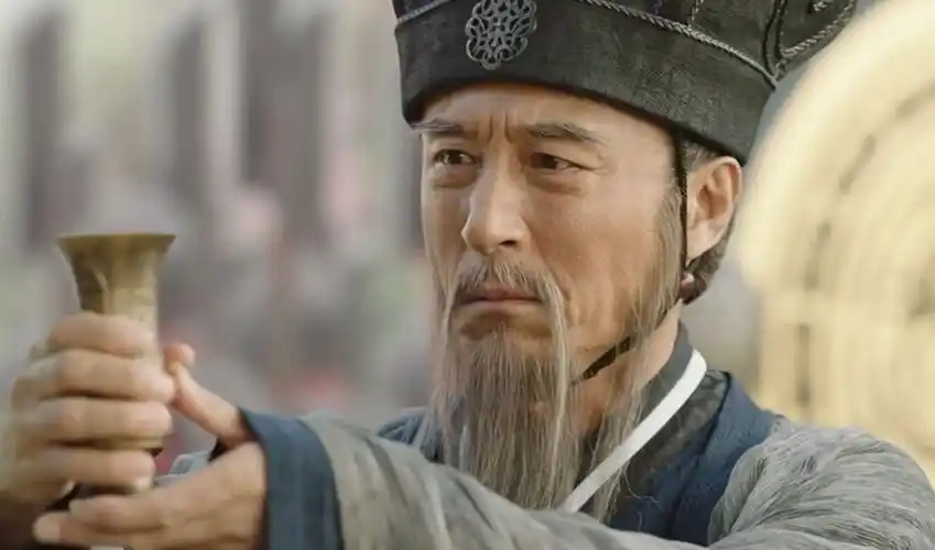 如何评价电视剧军师联盟之《虎啸龙吟》中王洛勇老师饰演的诸葛亮?