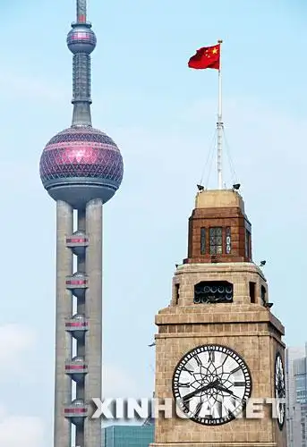 上海外滩海关大钟中秋佳节重新奏响 东方红>[组图]