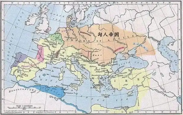 在公元448年到450年间,匈人帝国在阿提拉的统治下,帝国版图达到了空前