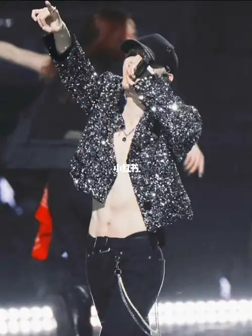 姚琛腹肌  #姚琛