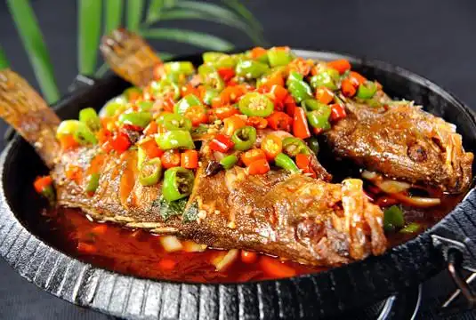 香辣臭桂鱼图片