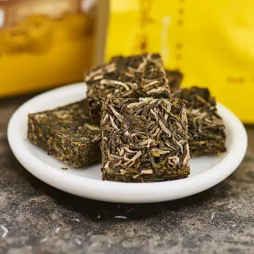 岳阳茗片紧压黄茶小砖块湖南特产茗茶42g一芽黄茶