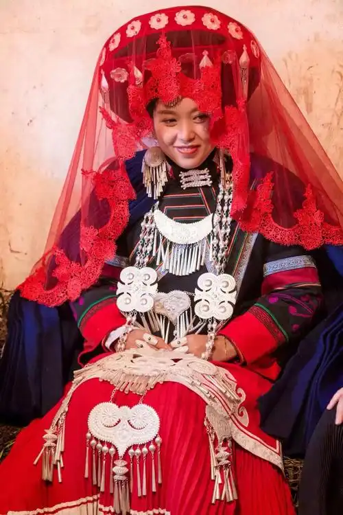 十月的一场彝族婚礼