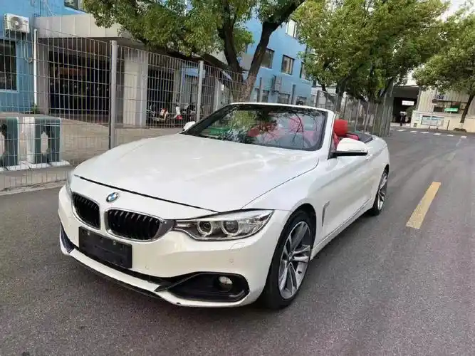 宝马系420i敞篷小富婆