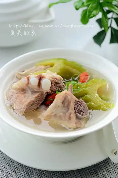 美食感恩季#煲一锅好汤过夏天-----凉瓜排骨汤