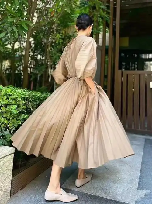 amass #手工压褶裙 ,胡椒梗绿大爱[色][色]