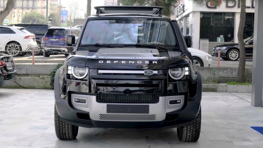 2021 路虎卫士 - 外观和内饰细节(未来派 suv)