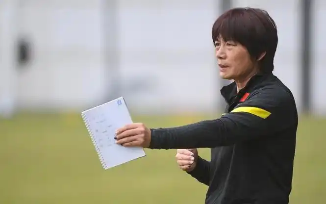 水庆霞卸任中国女足主教练