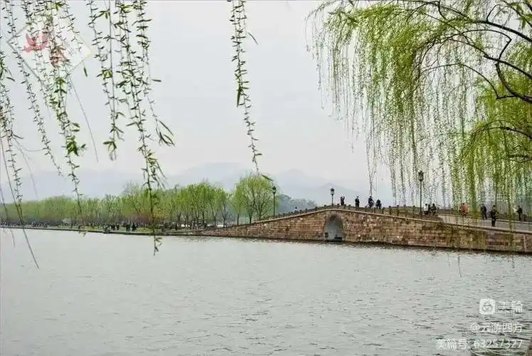 杭州西湖十景《苏堤春晓》