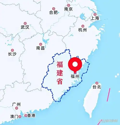 北接浙江省,南邻广东,西与江西毗邻,东和台湾隔海相望,地理位置优越