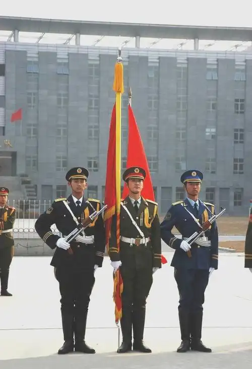 【转载】帅气的护旗手 马常利