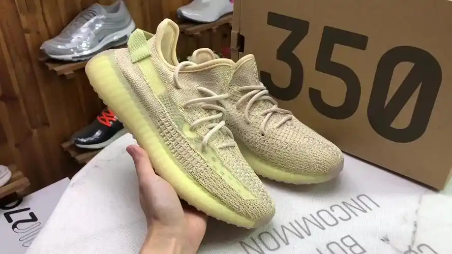 公司级 阿迪达斯adidas yeezy 350 v2 椰子亚麻限定运动休闲鞋爆米花