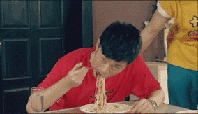 老男人就是他,他就是曾小贤