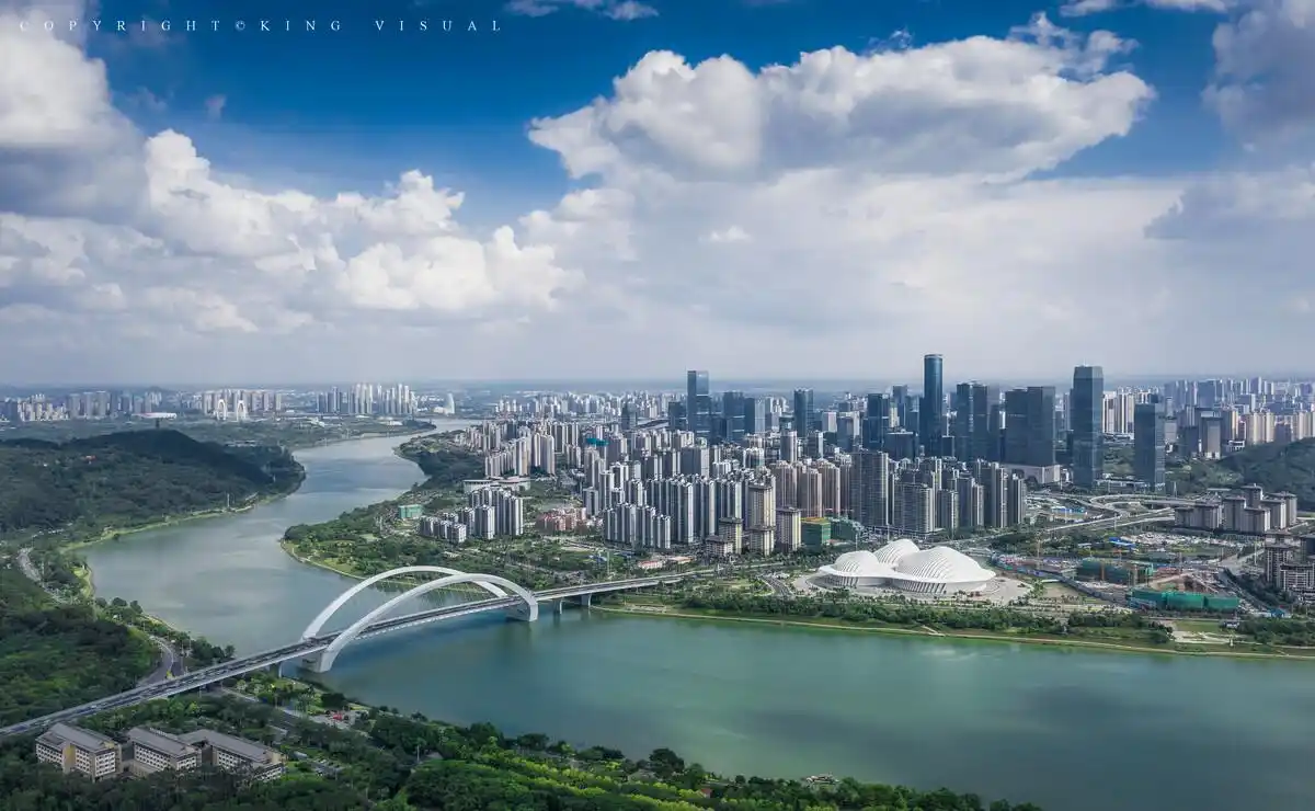 碧水蓝天绿城南宁五象新区