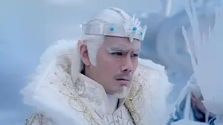 幻城:冰王求火王放过自己的孩子们,怎料火王丧心病狂要王子弑父-影视