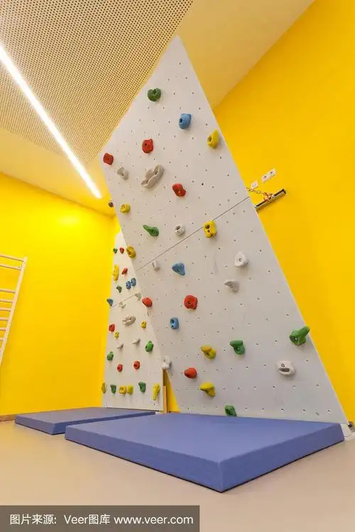 室内攀岩墙