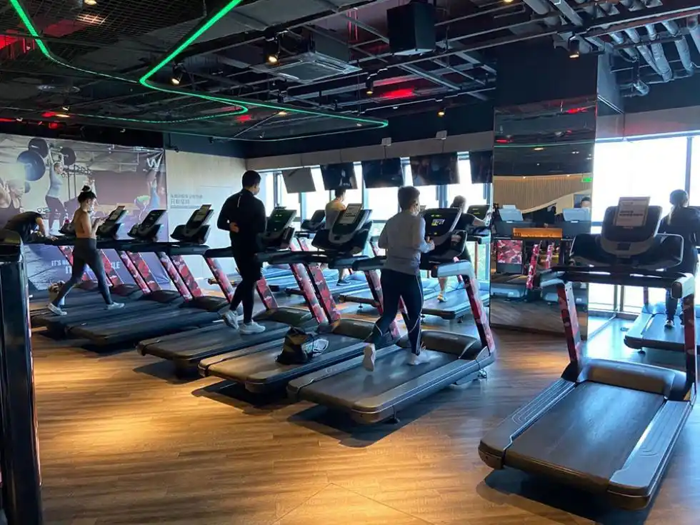 探访沪上健身房:分时段限流团课暂停,口罩有人戴也有人摘下