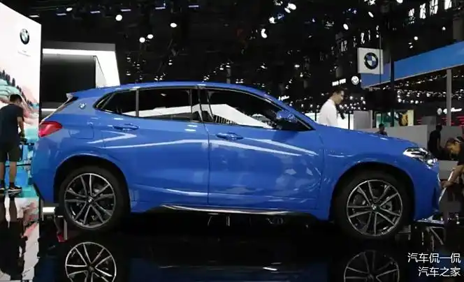 宝马x2大跳水,直降近半价,2.0t高配仅18万起,速来抢购