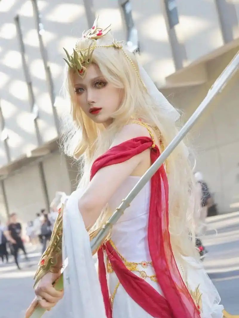 在吗看看圣火纹.#cos  #cp29 #剑网三 #明教 # - 抖音