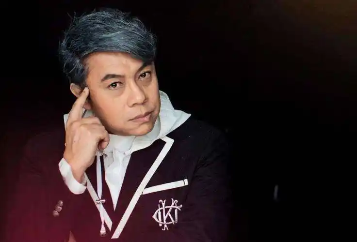 其实蔡康永是一个拥有着大智慧的人,这一路走来都活得非常通透,在