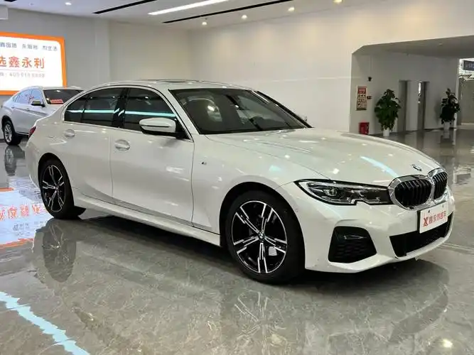 宝马 宝马3系  2021款 325i m运动套装图片
