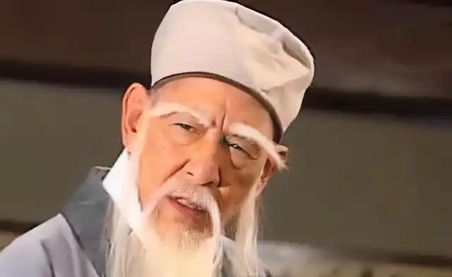 《天龙八部》中,要说武功最高之人,那非扫地僧莫属.