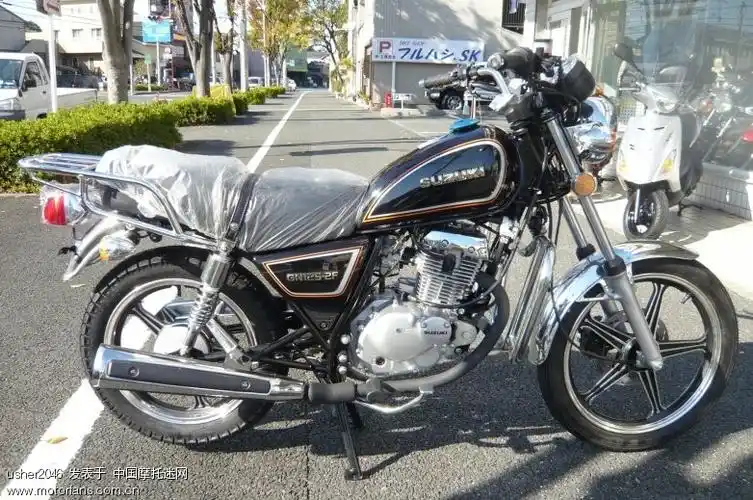 日本街头的豪爵铃木gn125-2f【多图】