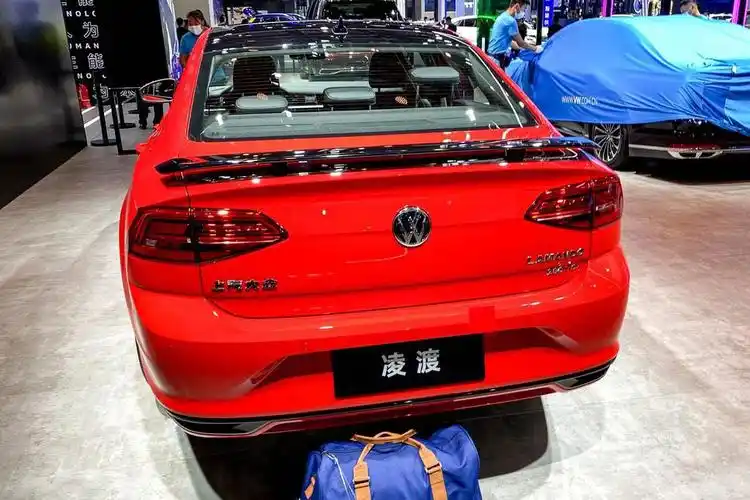 2020北京车展——大众凌渡红色太妖艳了_凌渡论坛_手机汽车之家