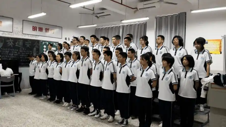 校友风采青春榜样筑梦前行福州三中2021届优秀毕业生风采展六