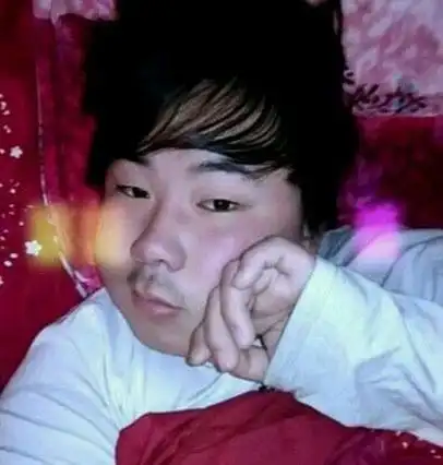 小脸嘟嘟好萌呀