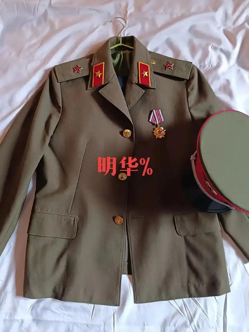 85式陆/团以上干部女式裙装.1984年国庆大阅兵女兵方队同 - 抖音