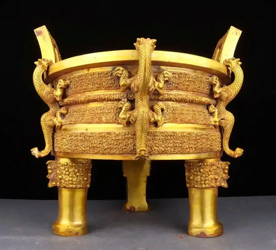 战汉_青铜鎏金六龙鼎 重50斤,长50厘米,高48厘米#摆件 - 抖音