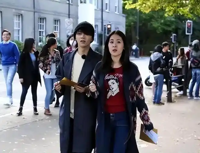 华晨宇风流事不是你想象中的那样看见底裤地位堪忧