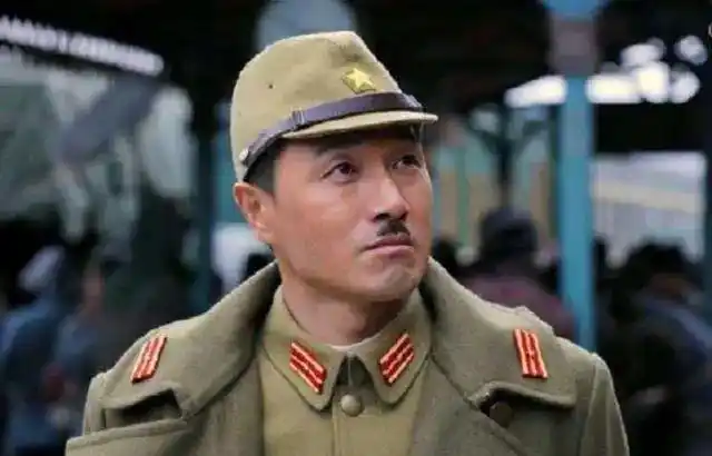 拓展:颚(あご)ひげ   下巴上的胡子やぎひげ     山羊胡頬(ほお)ひげ