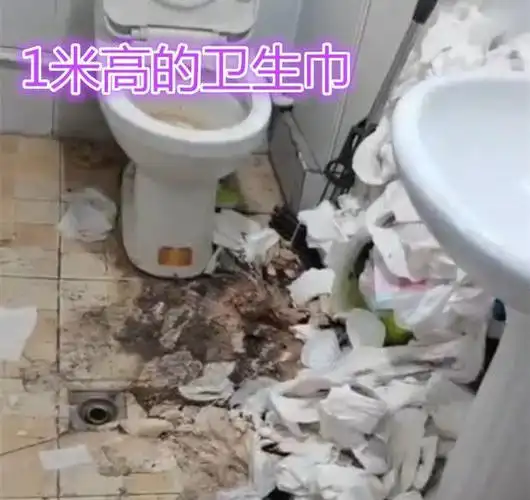 安徽房东展示女主播房间垃圾遍布厨房用过的卫生巾堆满厕所