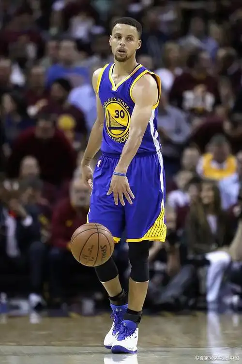 库里投篮之神的传奇之路