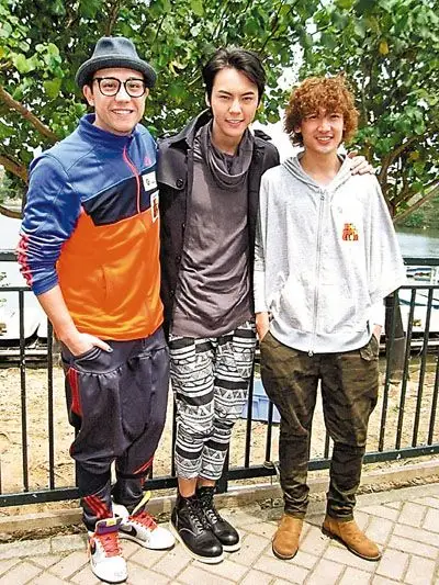 陈伟霆(中),关智斌,张致恒出席记者会